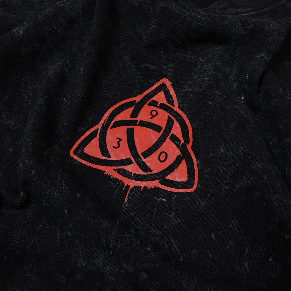 W.Essentiéls x Alter ego Runes Boxy Cut T-shirt Acid Wash Noir Black - Image 2